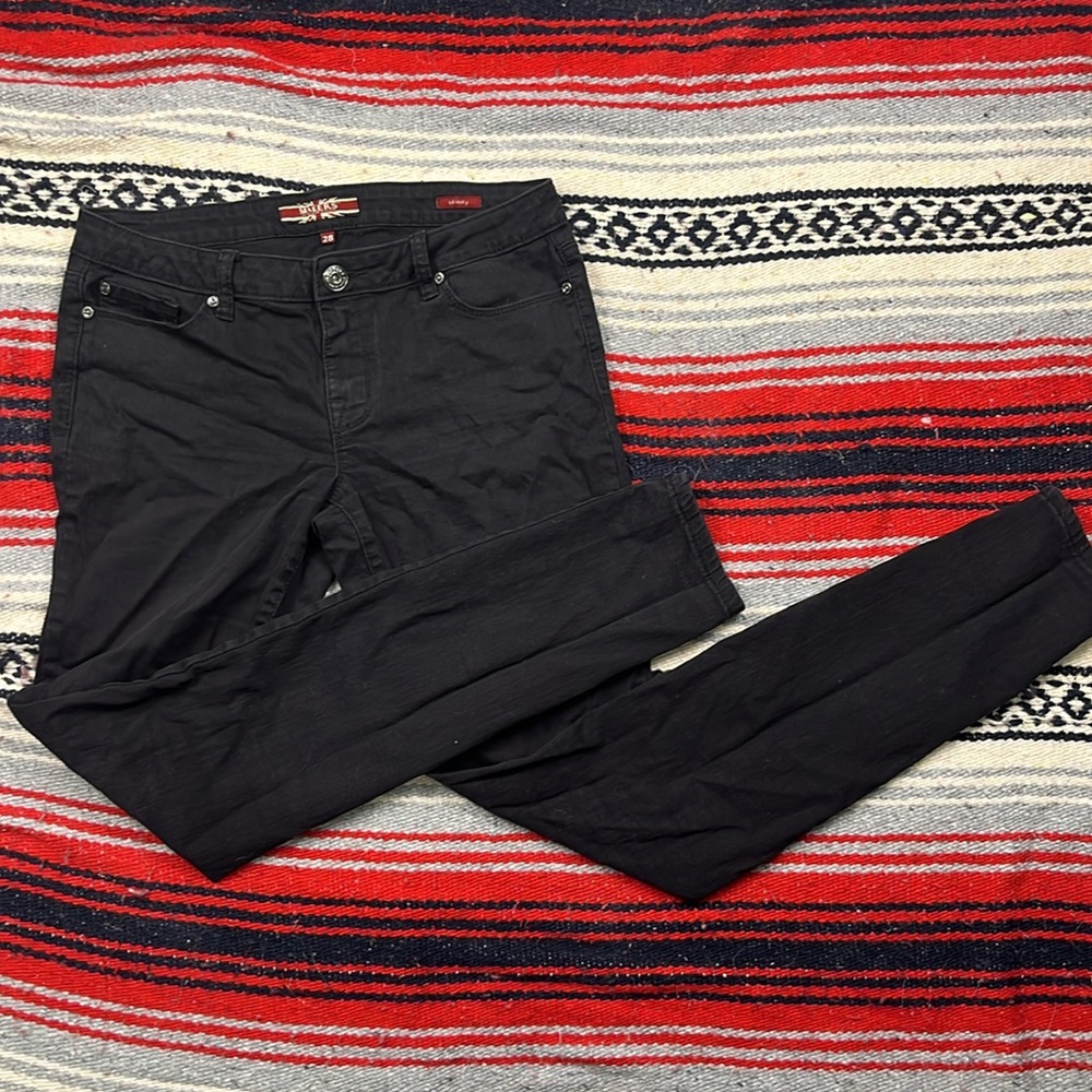 Makers of True Originals Skinny | Size 28
